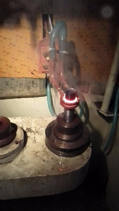 嘉興市南湖區(qū)建金電子產(chǎn)品經(jīng)銷部 高頻、中頻、超音頻感應(yīng)加熱設(shè)備專業(yè)制造商